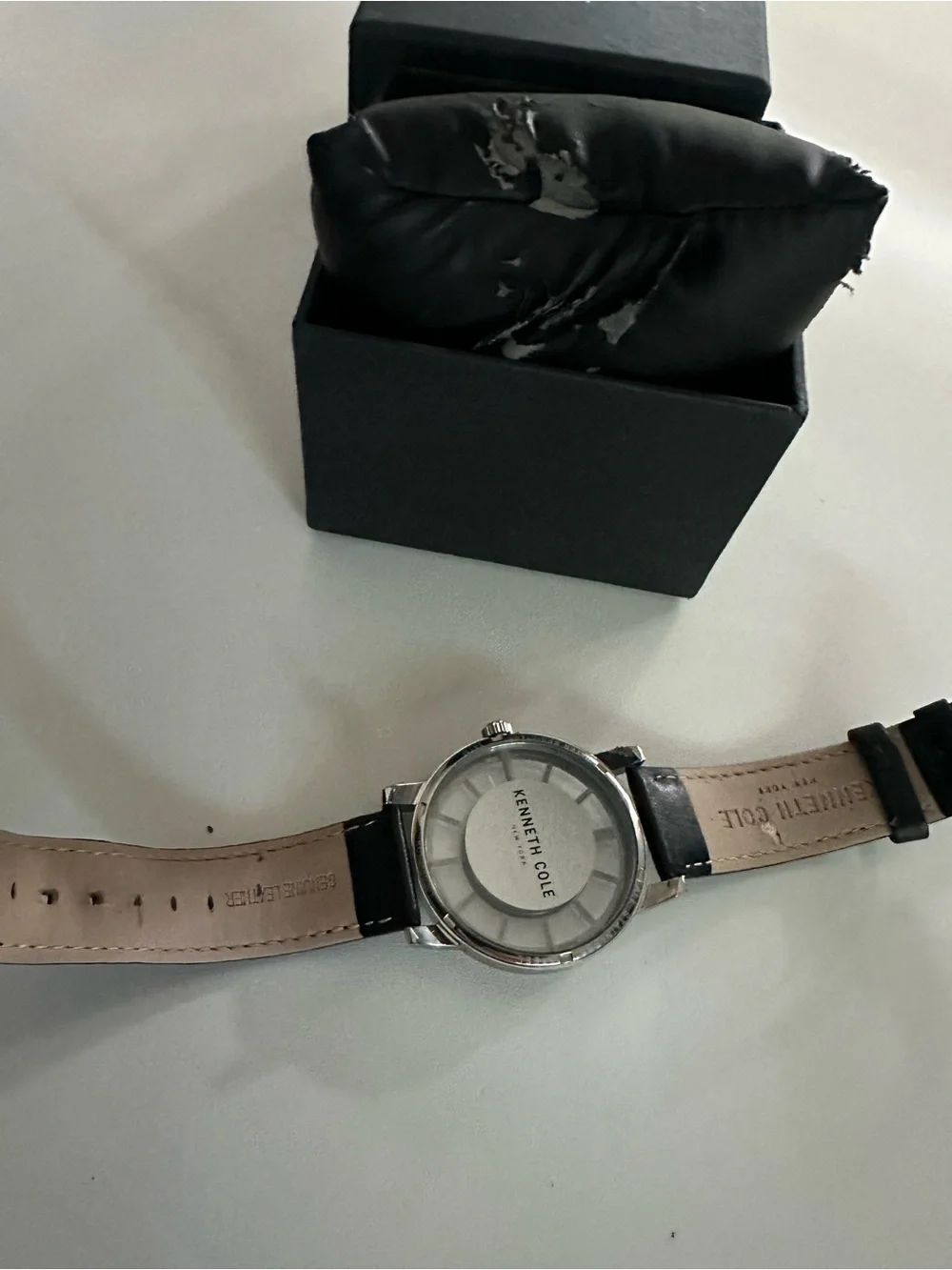 Kenneth Cole kenneth cole